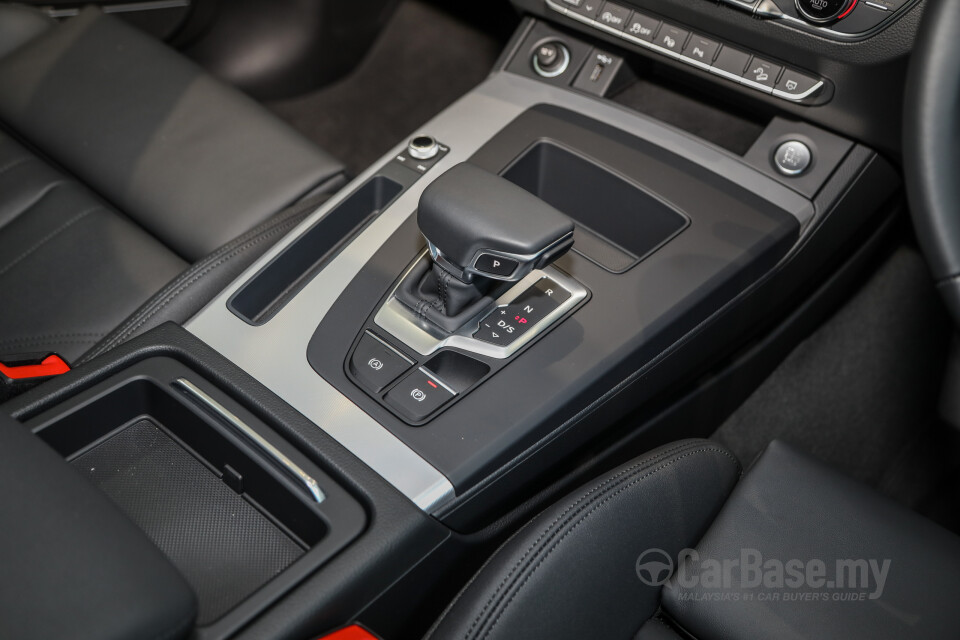 Audi Q5 FY Facelift (2021) Interior