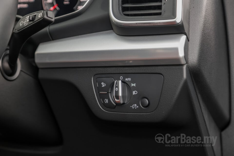Audi Q5 FY Facelift (2021) Interior