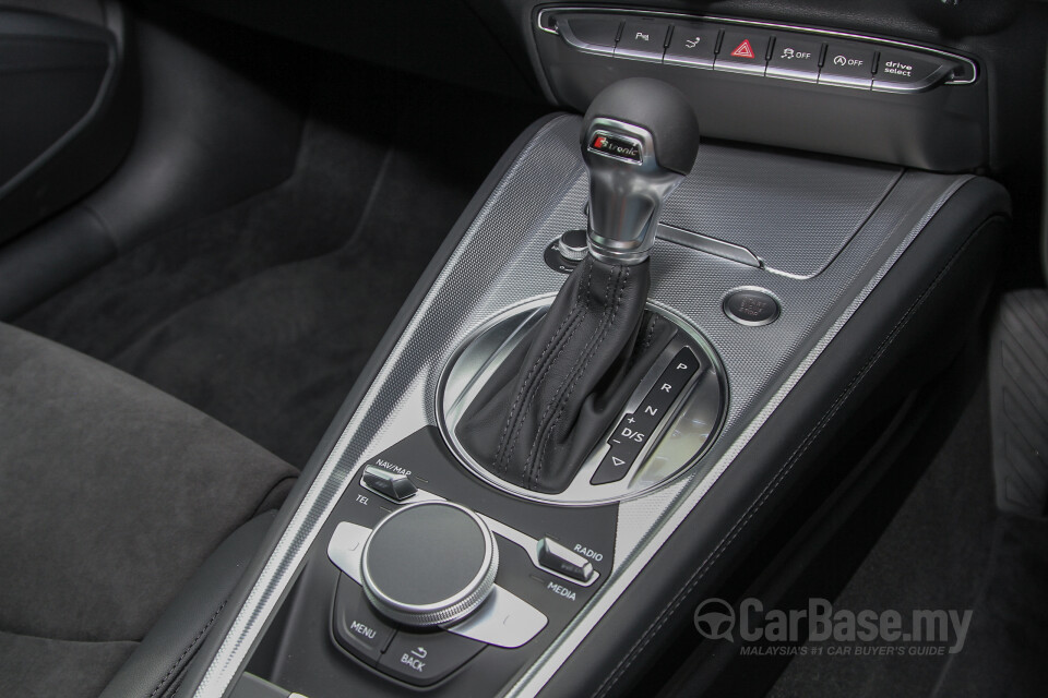 Mercedes-Benz AMG C-Class W205 AMG Facelift (2018) Interior