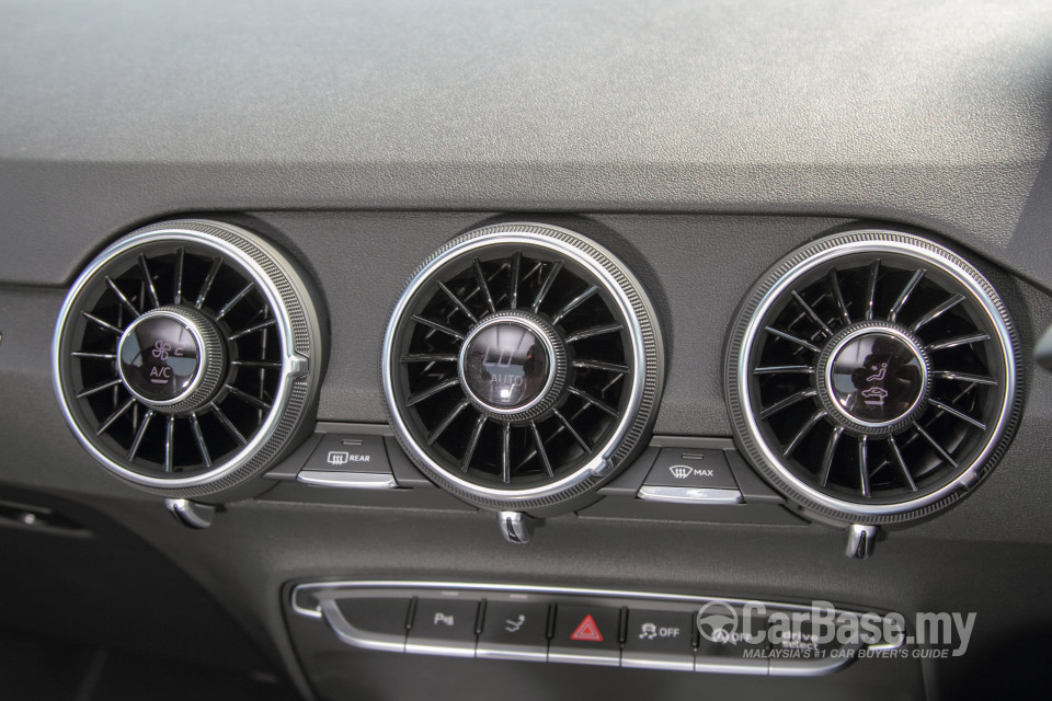 Audi TT Mk3 (2015) Interior