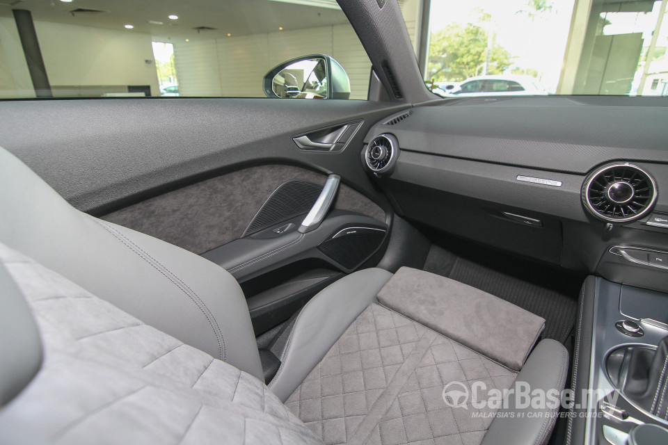 Audi TT Mk3 (2015) Interior