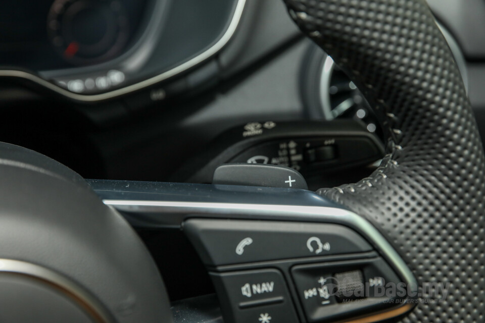 BMW i4 G26 (2022) Interior