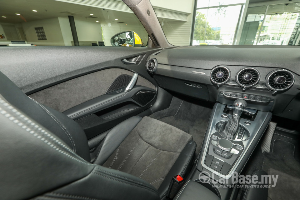 Audi TT Mk3 (2015) Interior