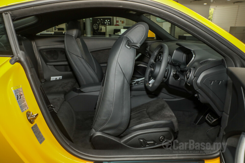 Mazda MX-5 ND (2015) Interior