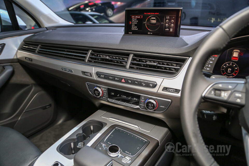 Land Rover Range Rover L405 (2013) Interior