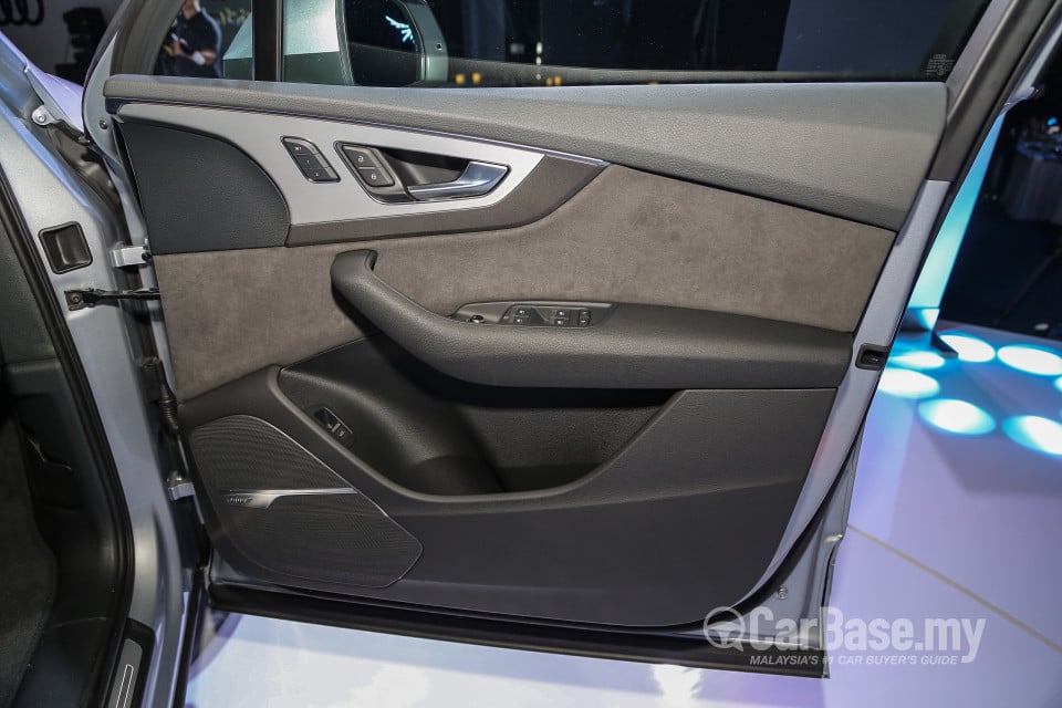 Audi Q7 4M (2015) Interior