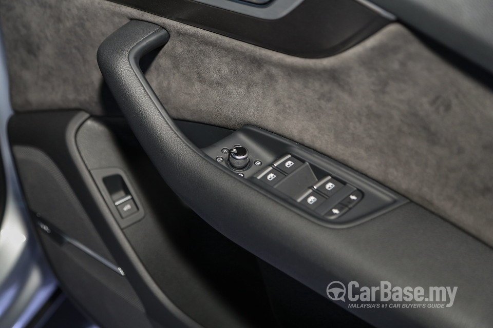 Audi Q7 4M (2015) Interior