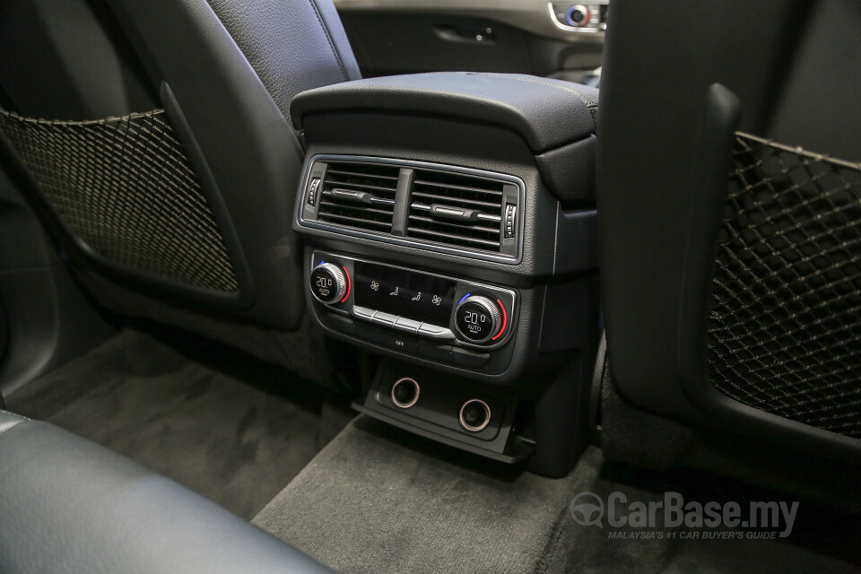 Audi A4 B9 (2016) Interior