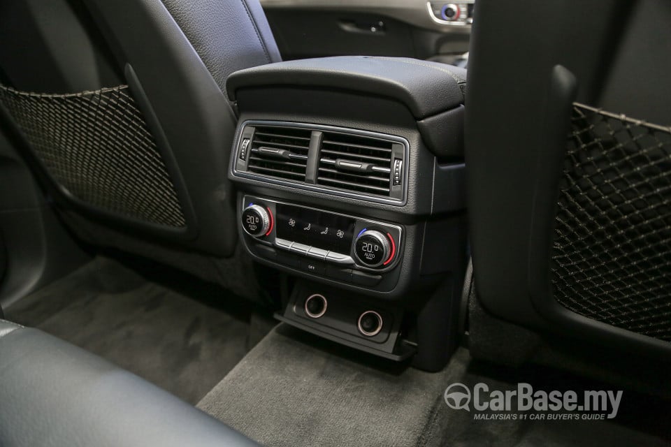 Audi Q7 4M (2015) Interior