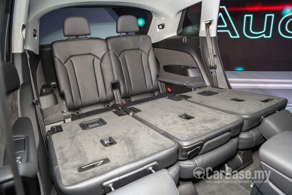 Audi Q7 4M (2015) Interior