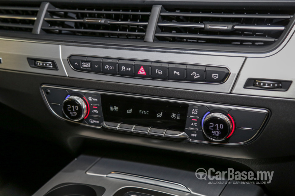 Audi Q7 4M (2015) Interior