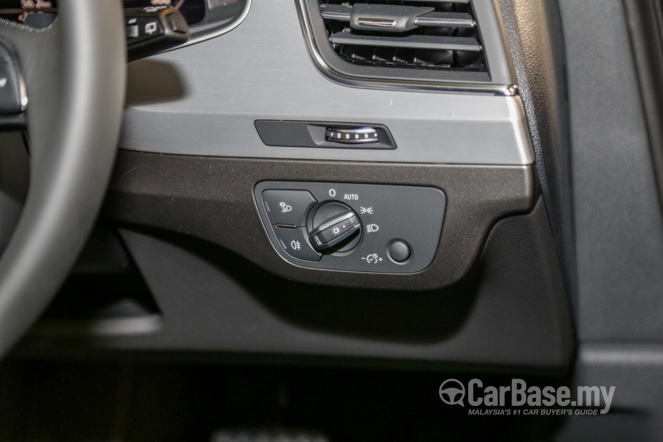 Audi Q7 4M (2015) Interior