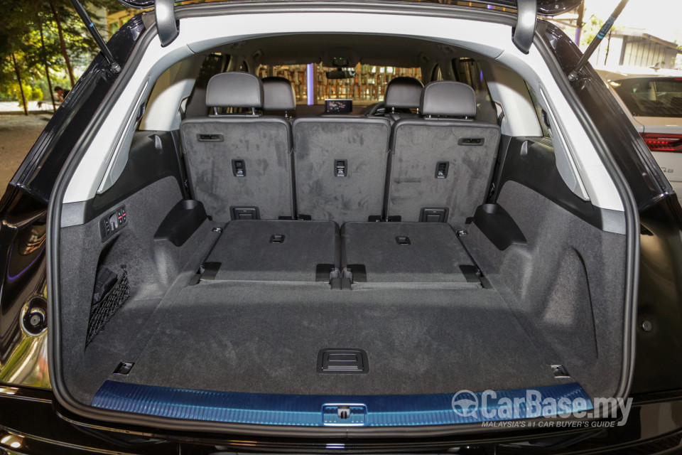 Audi Q7 4M (2015) Interior