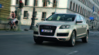 Audi Q7 Exterior photo