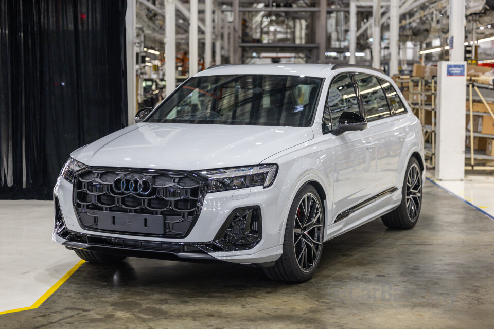 Audi Q7 4M Facelift 2 (2025) Exterior
