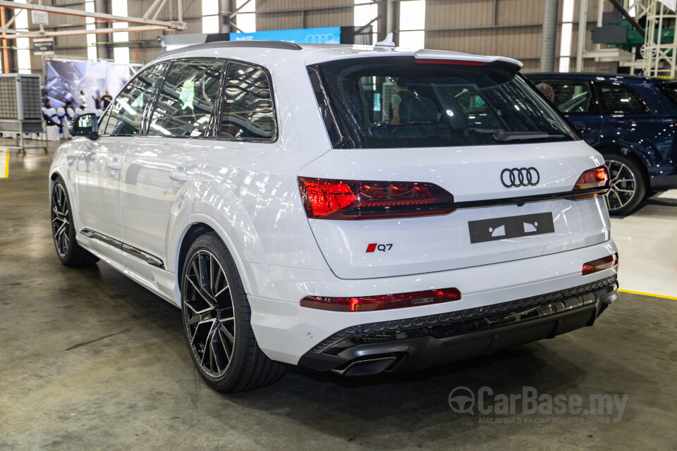 Audi Q7 4M Facelift 2 (2025) Exterior