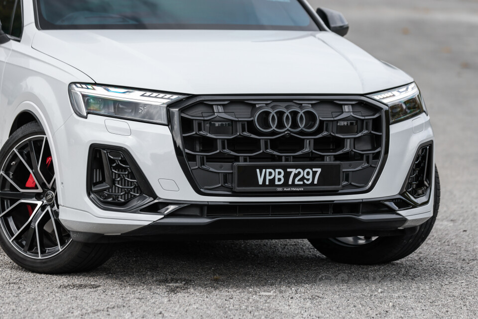 Audi Q7 4M Facelift 2 (2025) Exterior