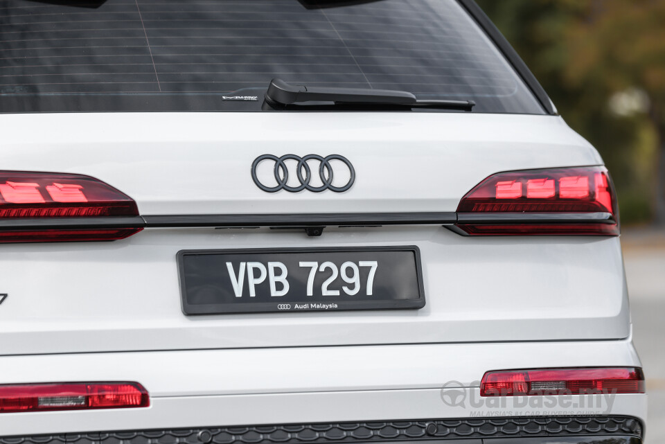 Audi Q7 4M Facelift 2 (2025) Exterior