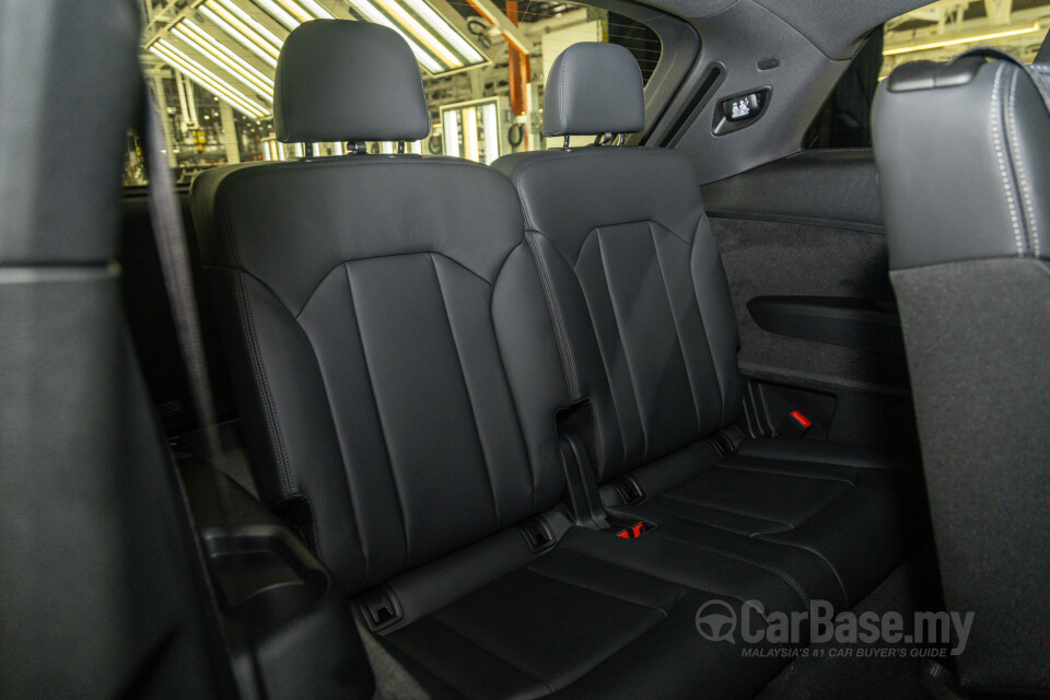 Audi Q7 4M Facelift 2 (2025) Interior