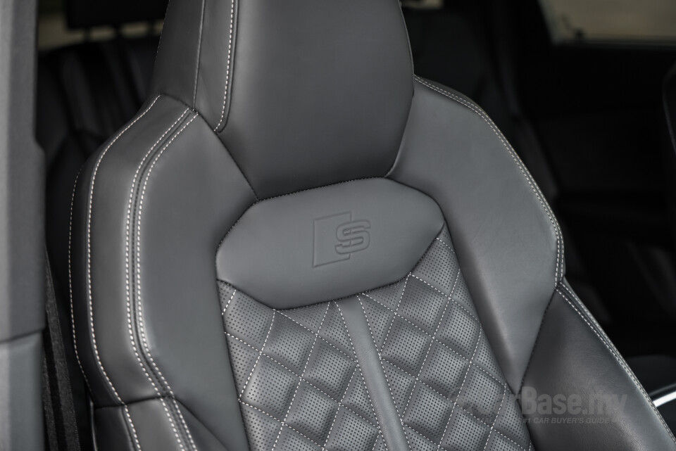 Audi Q7 4M Facelift 2 (2025) Interior