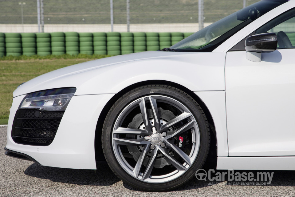 Audi R8 Type 42 (2013) Exterior