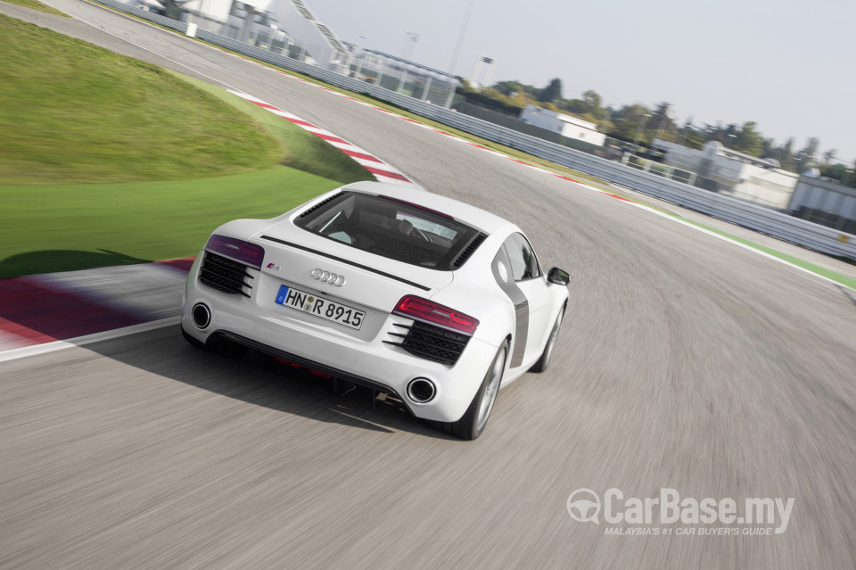Audi R8 Type 42 (2013) Exterior