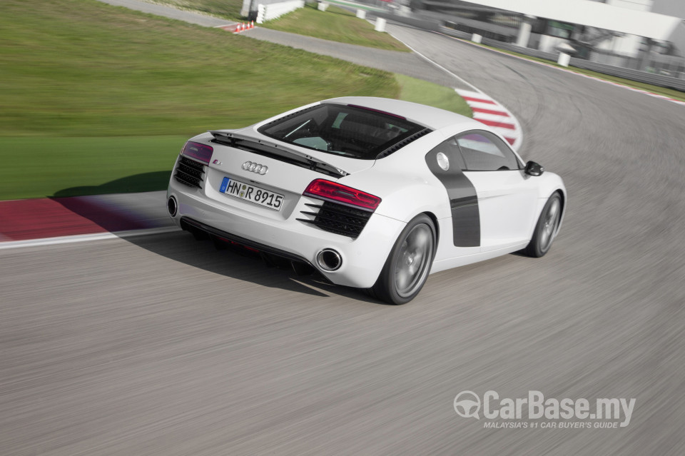Audi R8 Type 42 (2013) Exterior