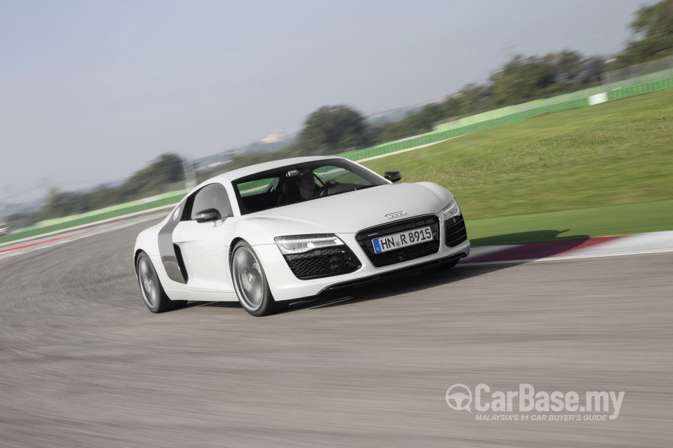 Audi R8 Type 42 (2013) Exterior