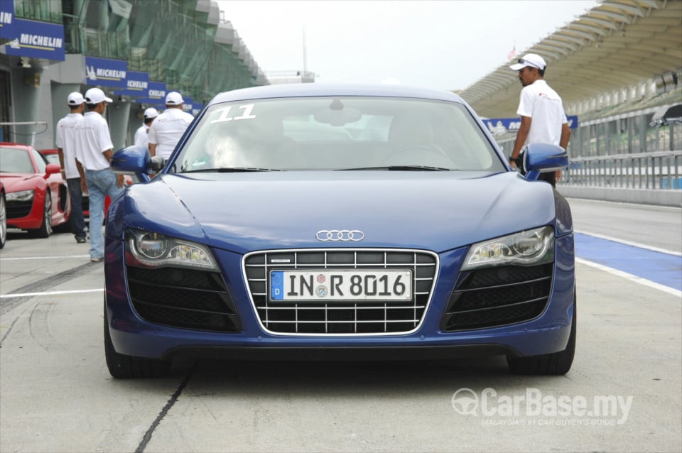 Audi R8 Type 42 (2013) Exterior