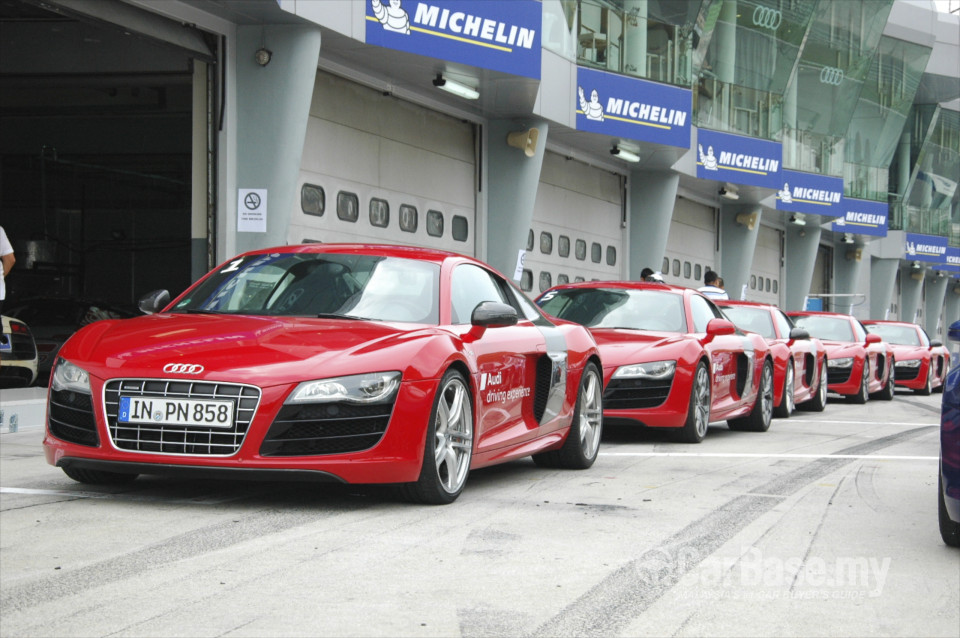 Audi R8 Type 42 (2013) Exterior