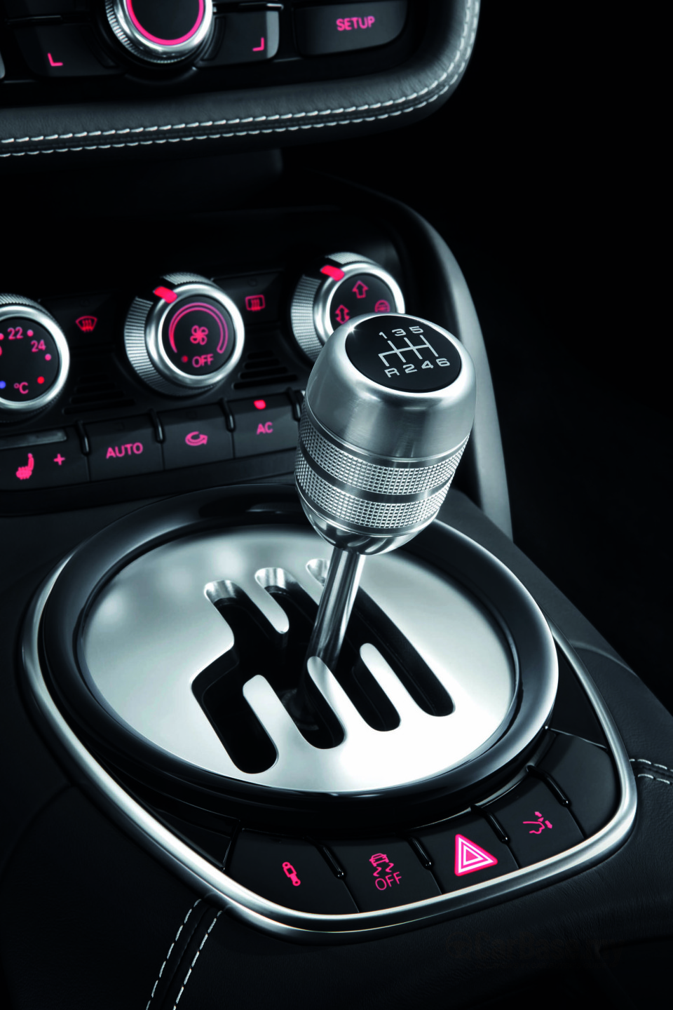 Audi R8 Type 42 (2013) Interior