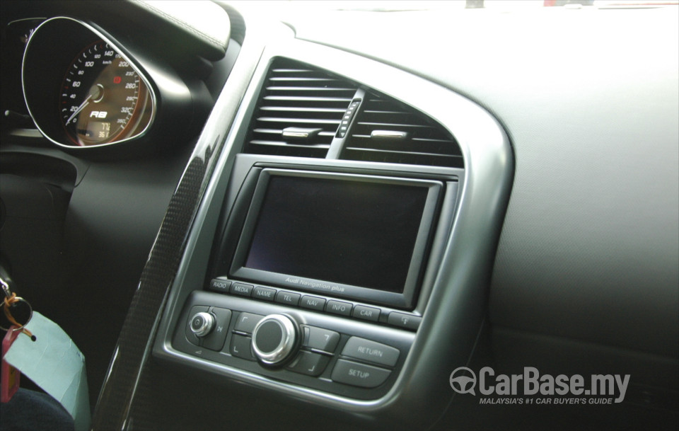 Audi R8 Type 42 (2013) Interior