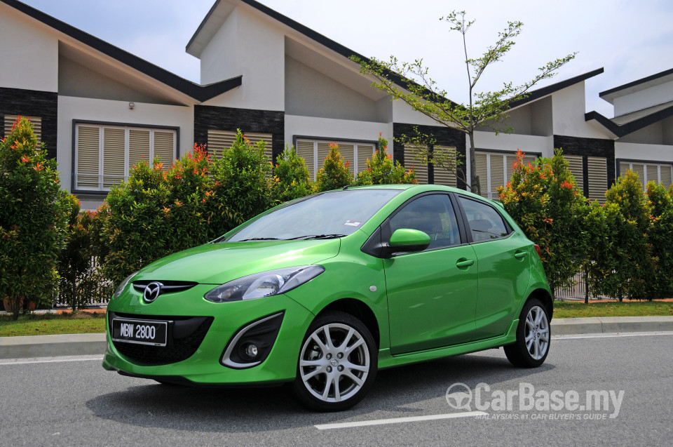 Mazda 2 Hatchback DE (2010) Exterior