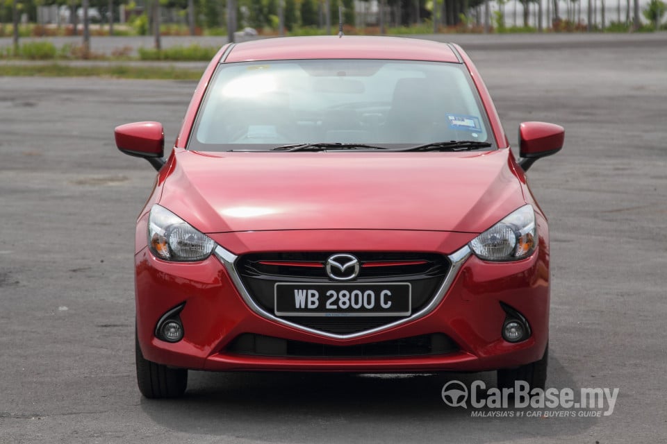Mazda 2 Hatchback DJ (2015) Exterior