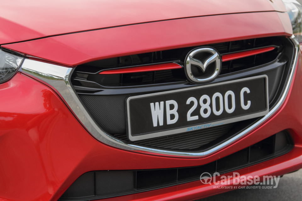 Mazda 2 Hatchback DJ (2015) Exterior