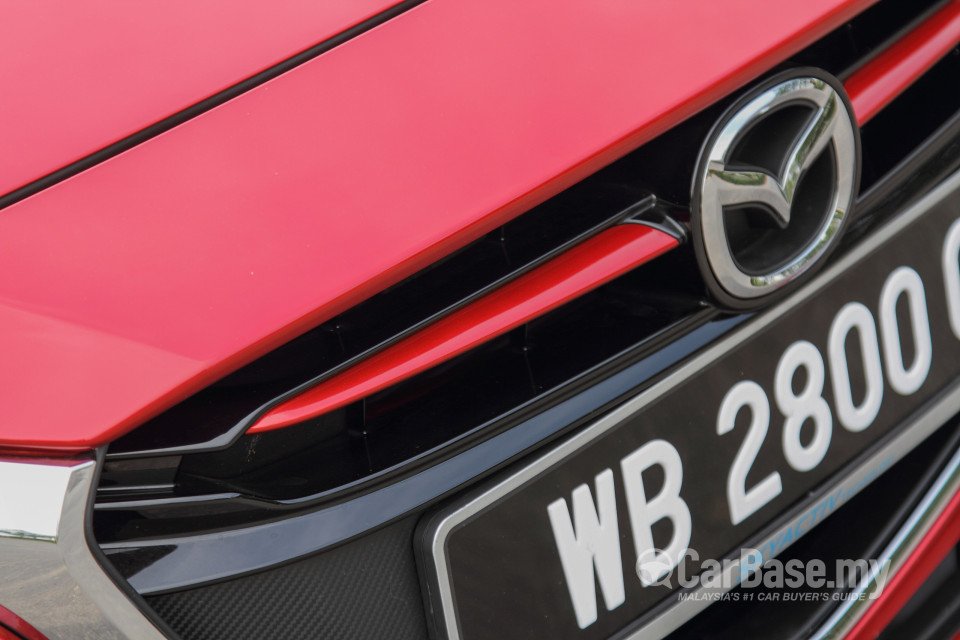 Mazda 2 Hatchback DJ (2015) Exterior