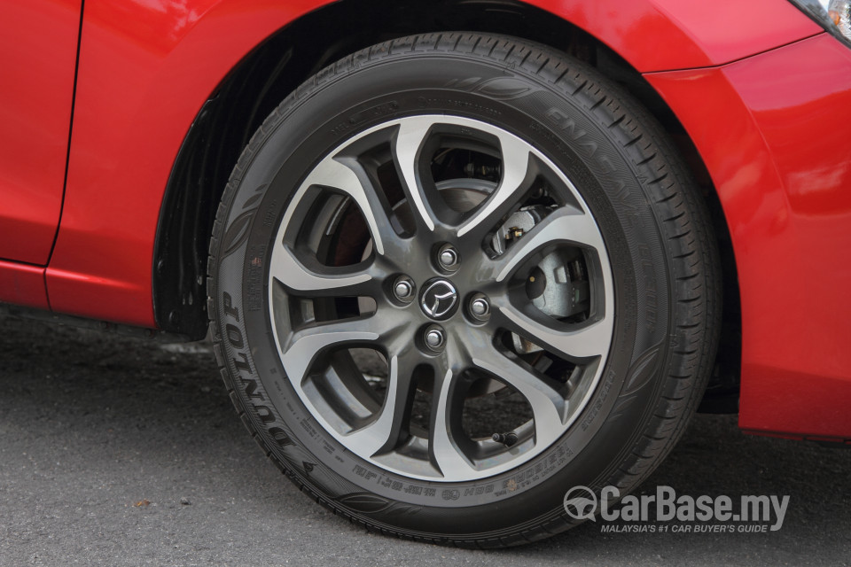 Mazda 2 Hatchback DJ (2015) Exterior