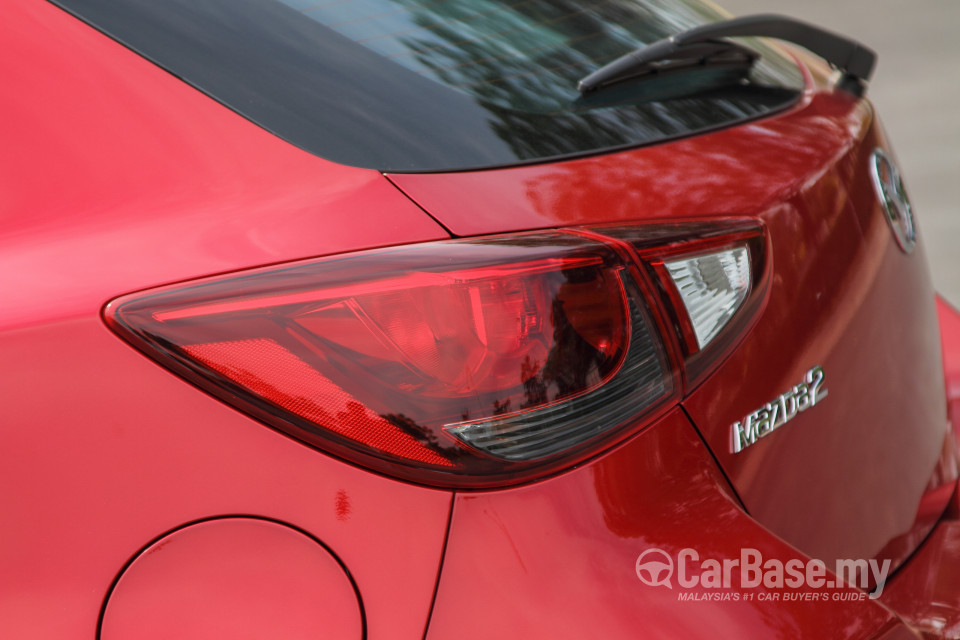 Mazda 2 Hatchback DJ (2015) Exterior