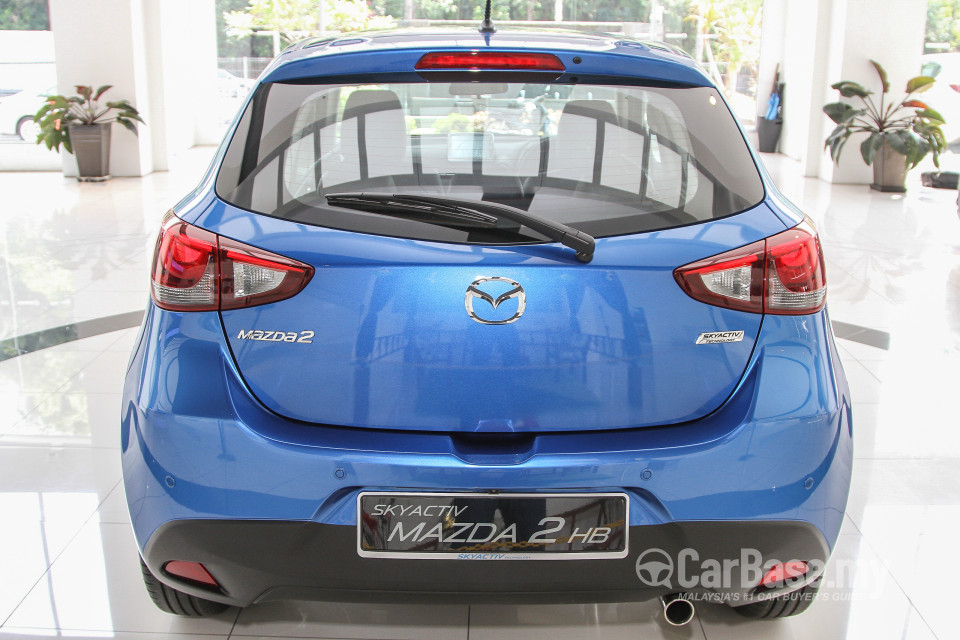 Mazda 2 Hatchback DJ (2015) Exterior