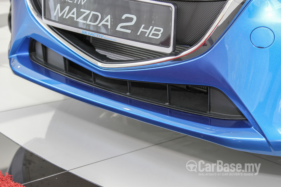 Mazda 2 Hatchback DJ (2015) Exterior