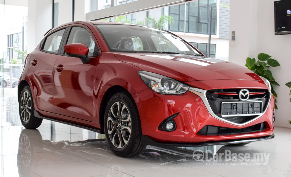 Mazda 2 Hatchback DJ (2015) Exterior