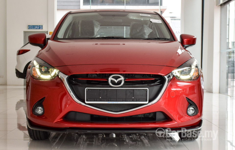 Mazda 2 Hatchback DJ (2015) Exterior