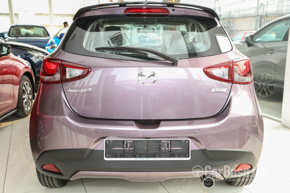 Mazda 2 Hatchback DJ (2015) Exterior