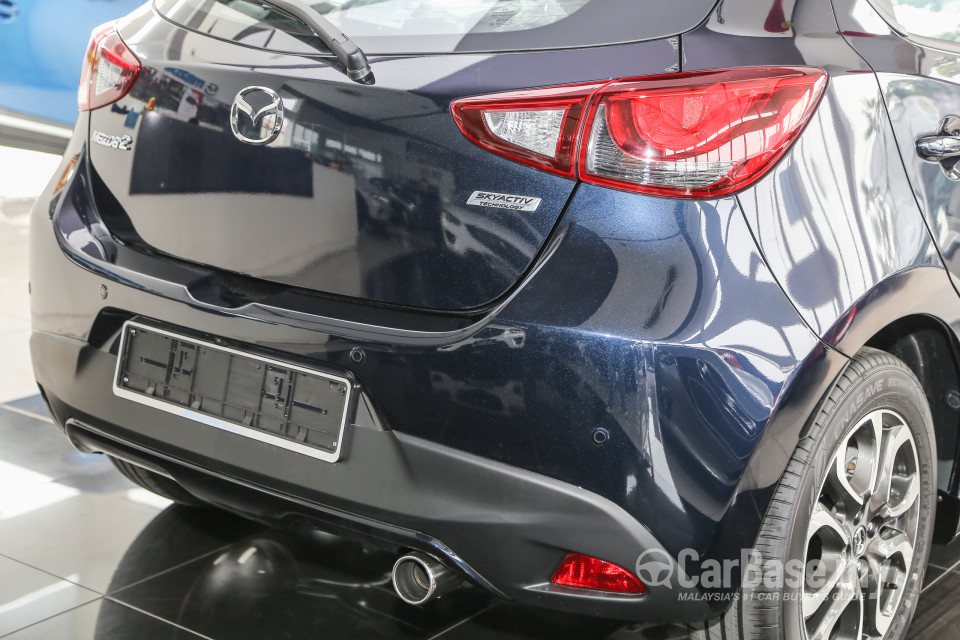 Mazda 2 Hatchback DJ (2015) Exterior