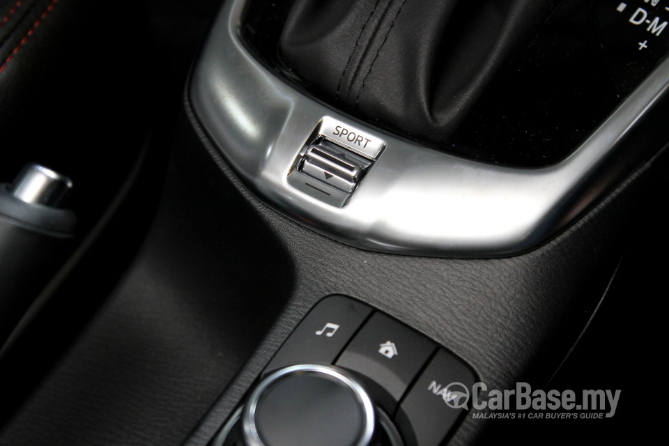 Mazda 2 Hatchback DJ (2015) Interior