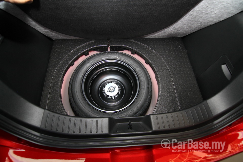 Mazda 2 Hatchback DJ (2015) Interior