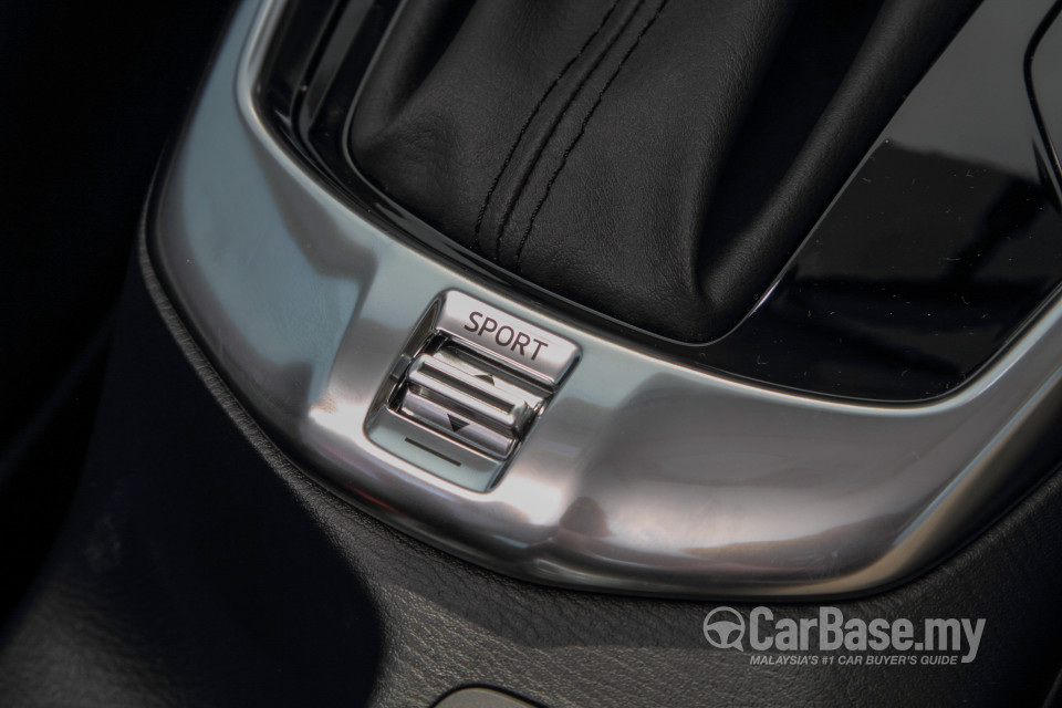 Mazda 2 Hatchback DJ (2015) Interior