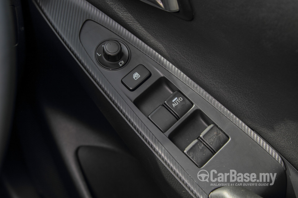 Mazda 2 Hatchback DJ (2015) Interior