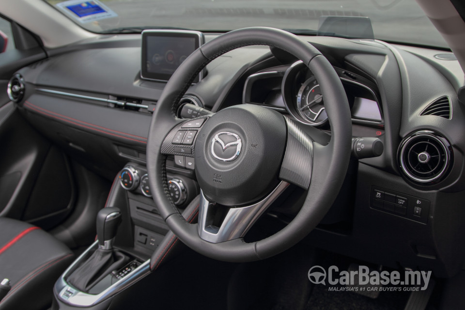 Mazda 2 Hatchback DJ (2015) Interior