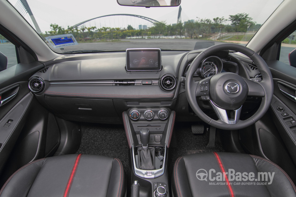 Mazda 2 Hatchback DJ (2015) Interior